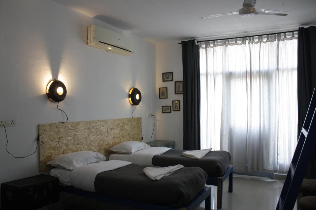Bed & Chai Guesthouse New Delhi Buitenkant foto