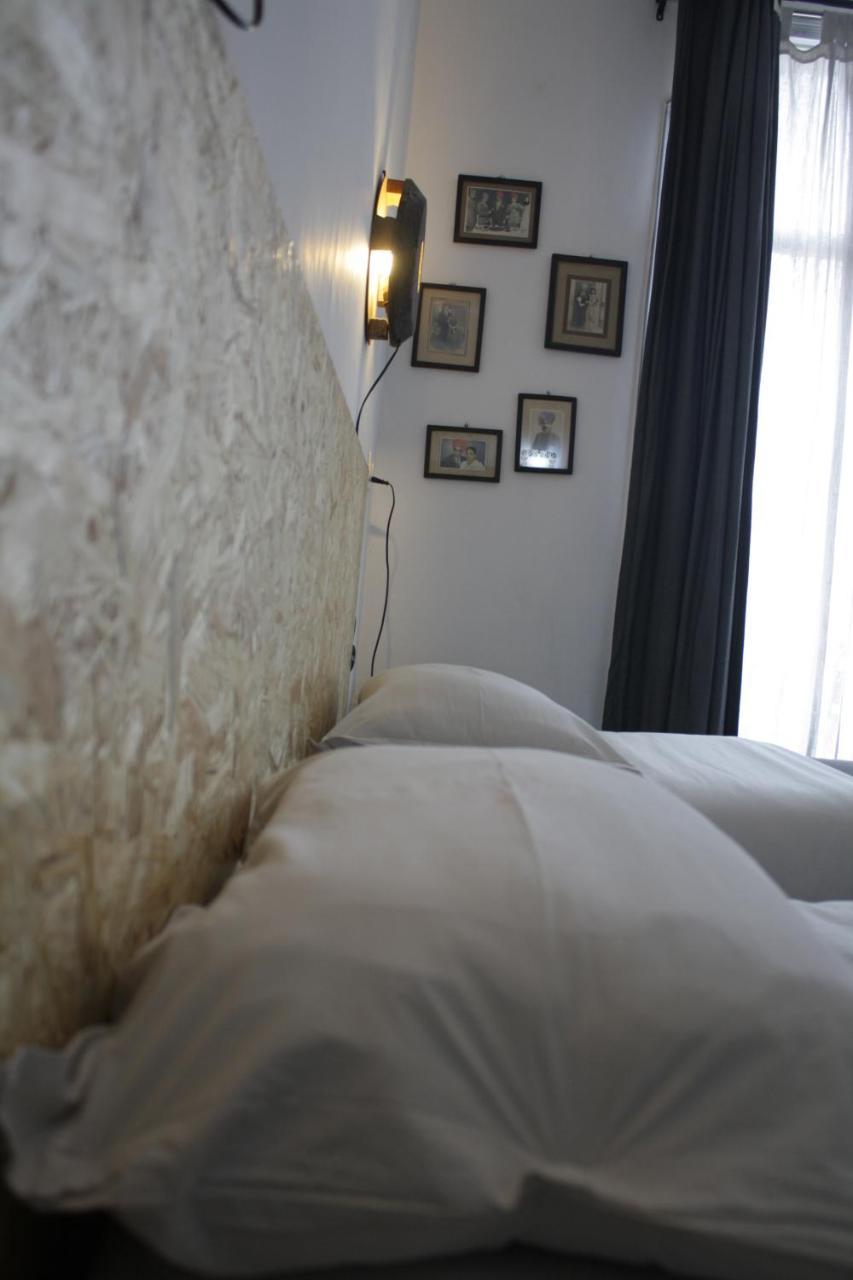 Bed & Chai Guesthouse New Delhi Buitenkant foto